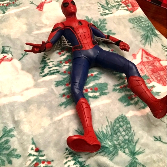 Marvel/HasbroTech Suit Spider-Man figure, - Picture 3 of 16